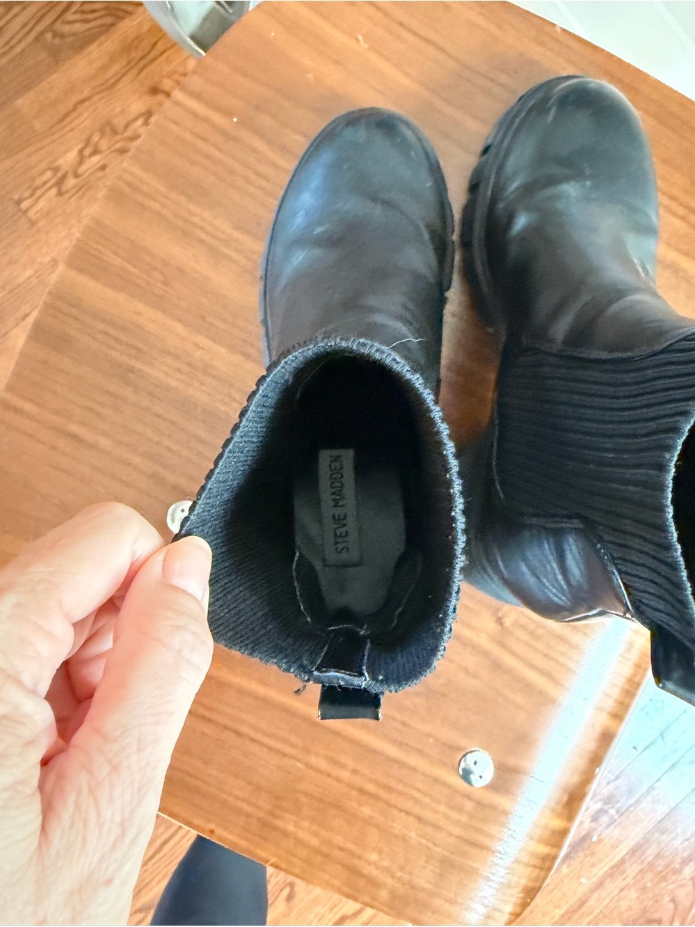 Steve Madden Hayle Black Chunky Chelsea Boot with Ribbed Sock Collar 7.5 M - Picture 4 of 5